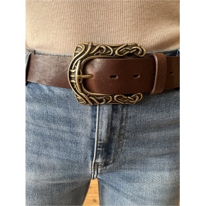 brown belt w gold buckle