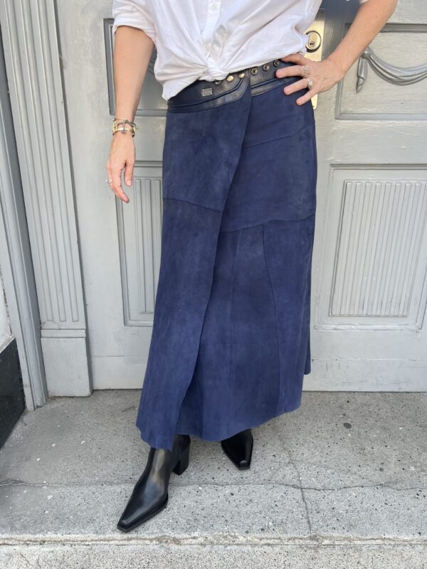 Lamb Suede Long Skirt Elegance Blue