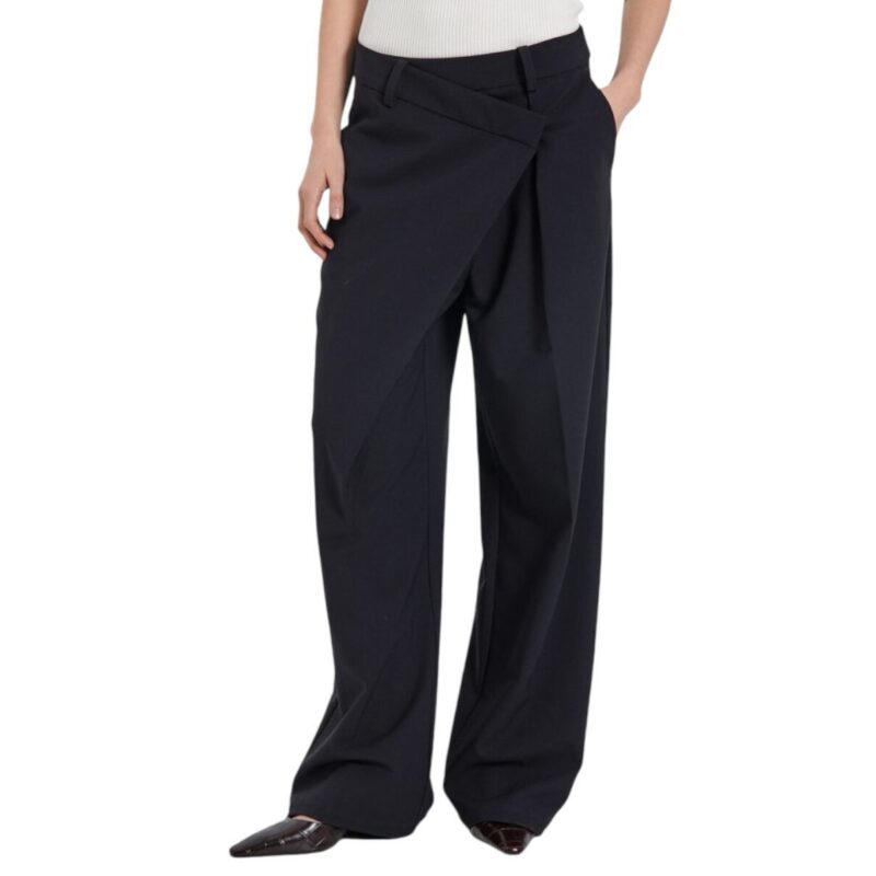 norr eluna pant black