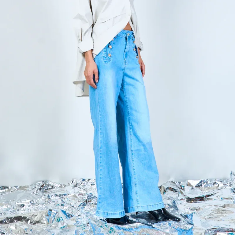 gold botton light denim