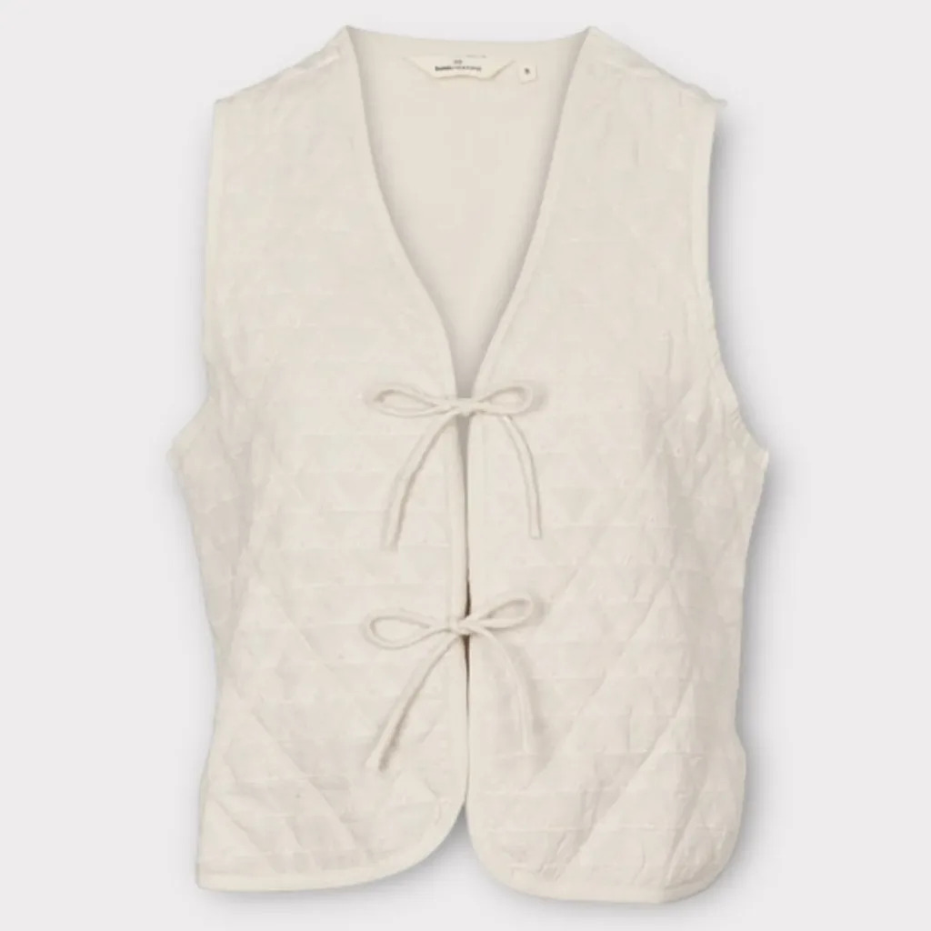 Basic Apparel Hanna Vest Birch